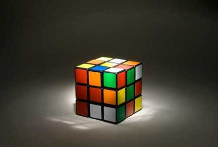OpenAI, el robot que el solo ha conseguido resolver un cubo de Rubik